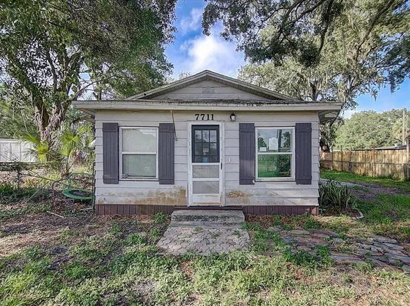 7711 Symmes Rd, Gibsonton, FL 33534