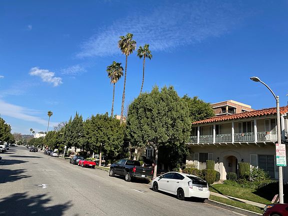 4th image of 220 S Lasky Dr #P6k7ezj40