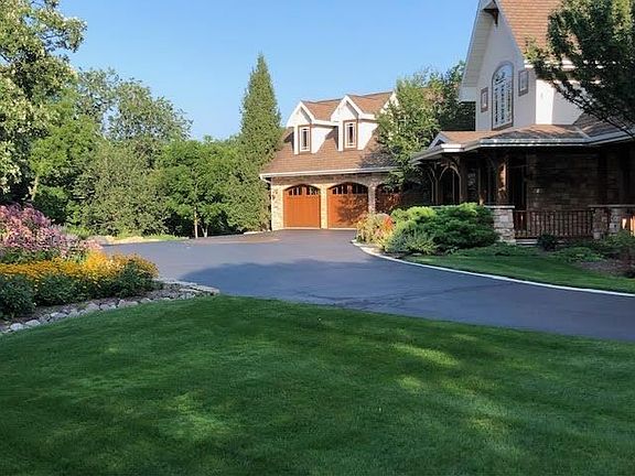 4th image of 7510 Briarcliff Dr