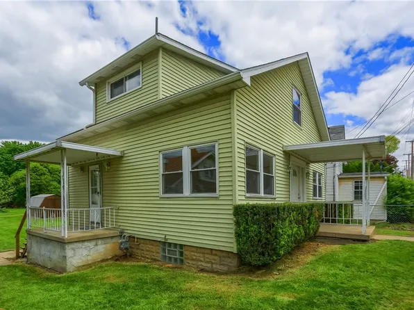 420 Old Zelienople Rd, Ellwood City, PA 16117