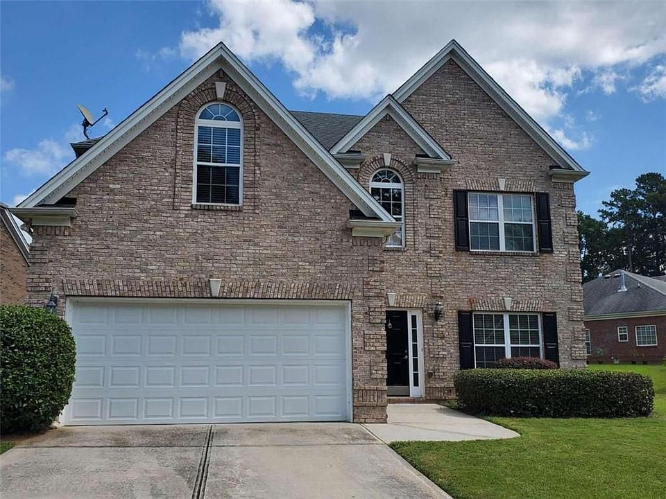 1st image of 832 Scenic Creek Dr