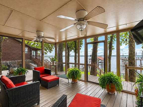 2nd image of 247 Admiral Dr
