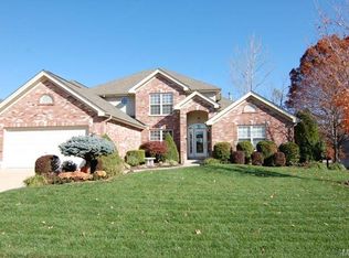 703 Winding Creek Dr, Wentzville, MO 63385