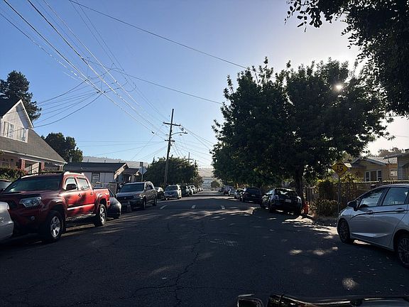5th image of 1600 80th Ave