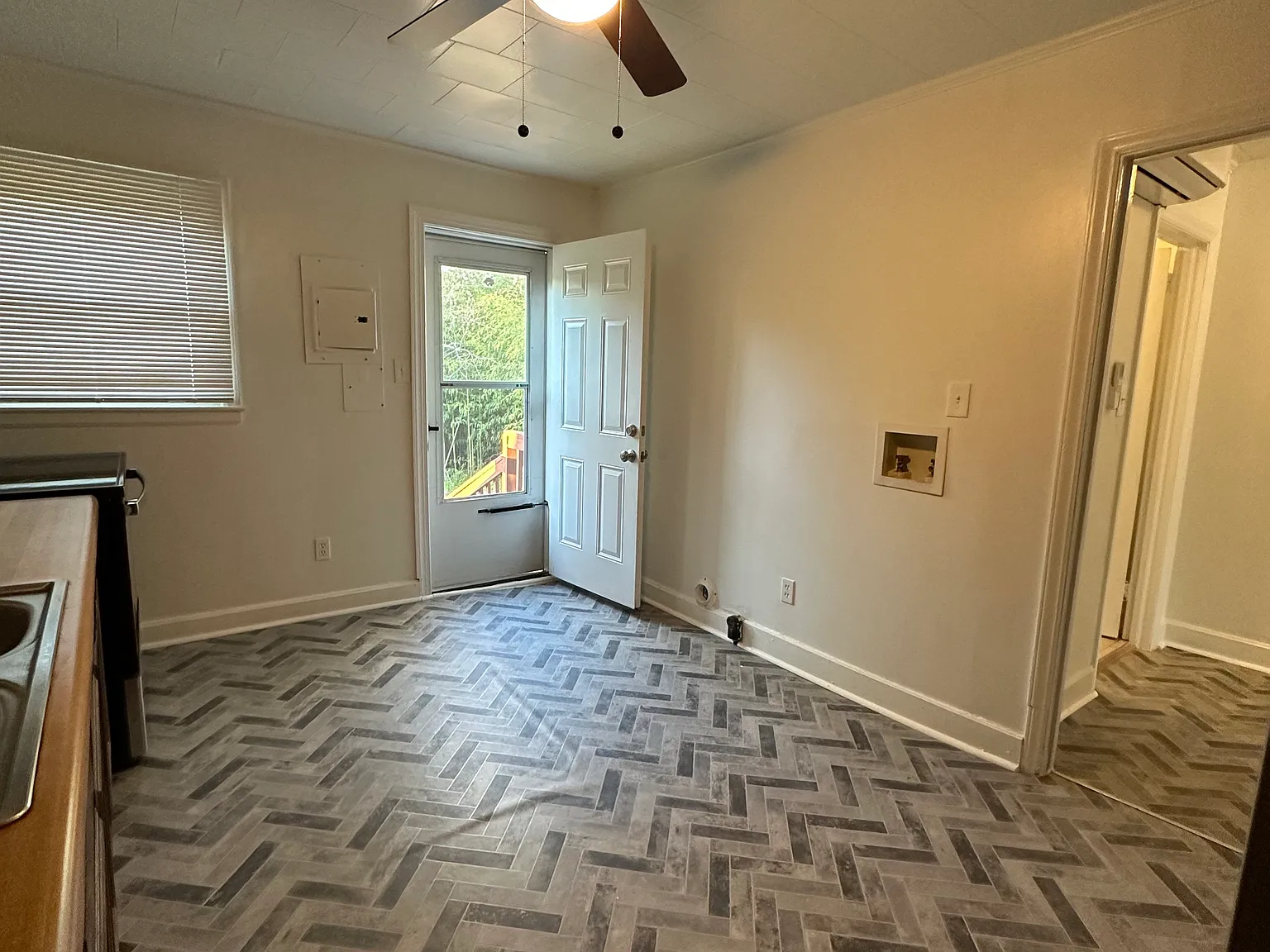 301A Stratford Rd — Photo 3