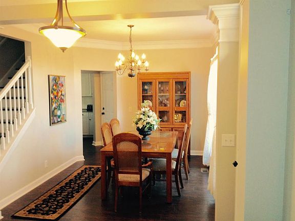 2nd image of 611 Wildflower Ct