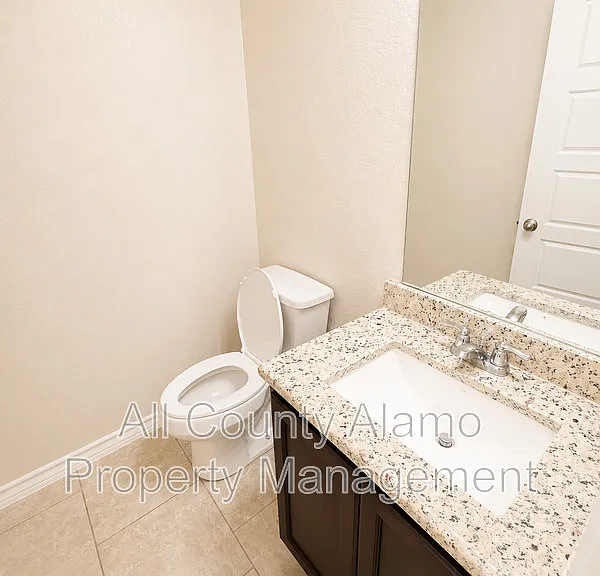 13710 Aria Cv — Photo 11