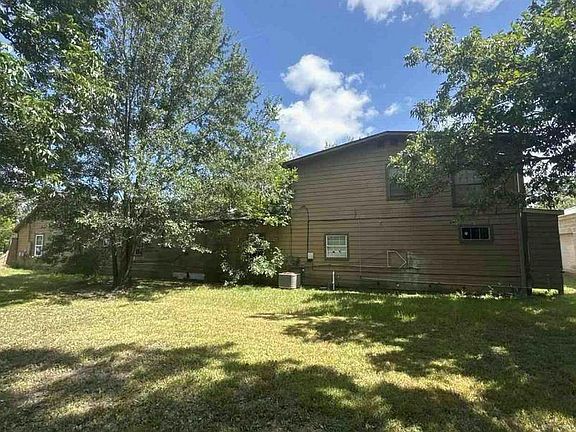 2nd image of 3427 Singleton Rd