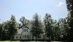 1st image of 928 Ten Oaks Dr S