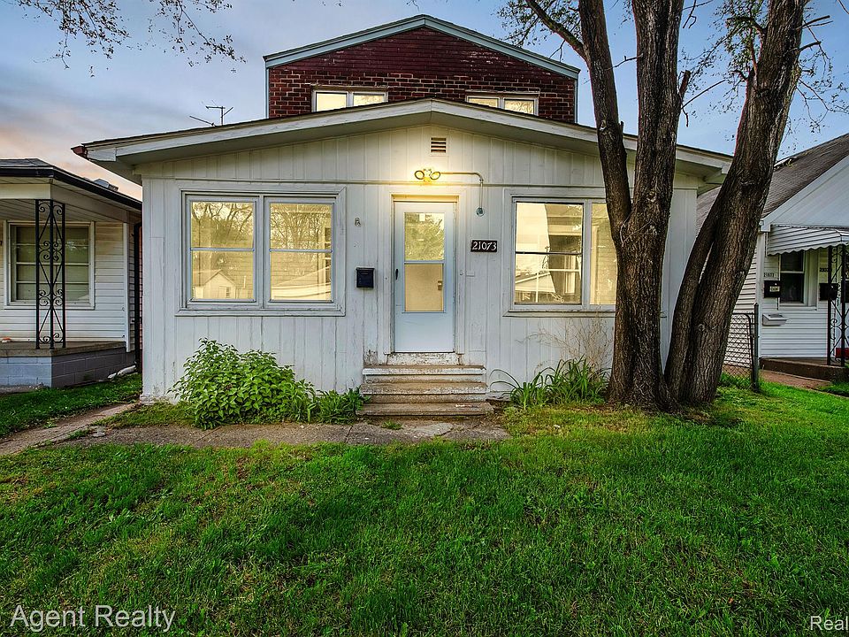 1st image of 21073 Helle Ave