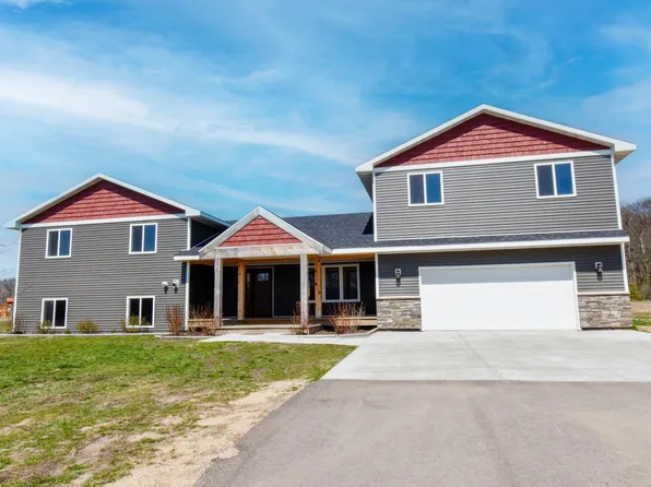 1290 330th St, Motley, MN 56466