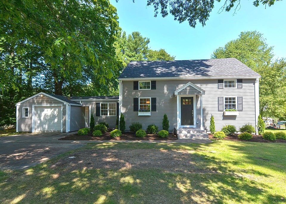 245 Village St, Millis, MA 02054 Zillow