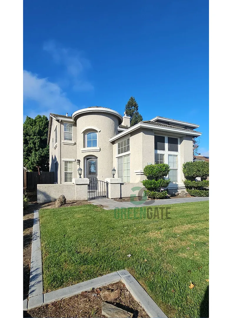 Building Photo - 571 Zurich Dr