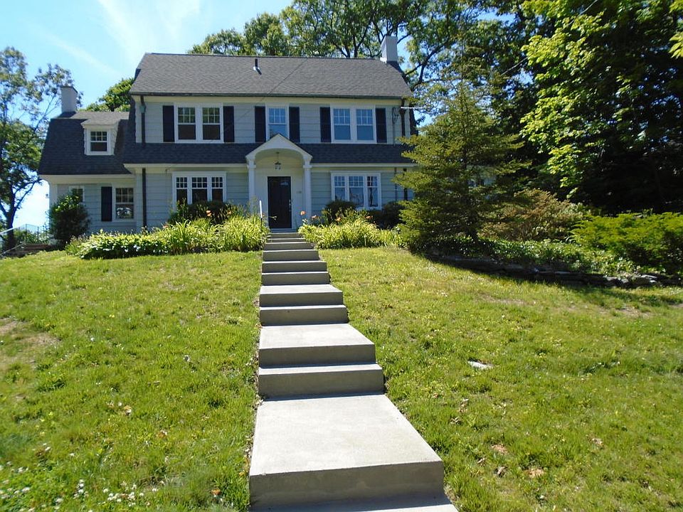 2nd image of 112 Patterson Ave