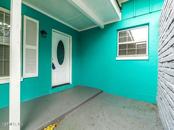 4th image of 2218 BOURGET Drive