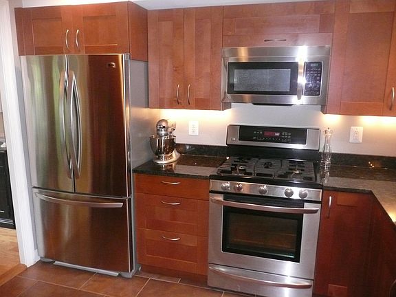 2nd image of 1626 Mount Eagle Pl
