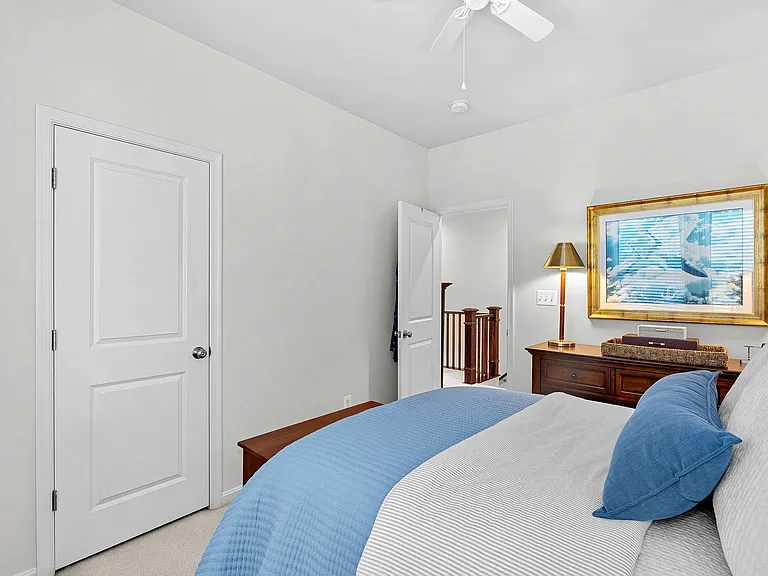 22840 Goldsborough Ter — Photo 33