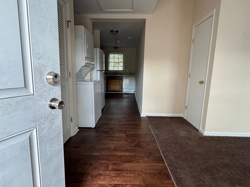 1st image of 1323 E 10th St APT J