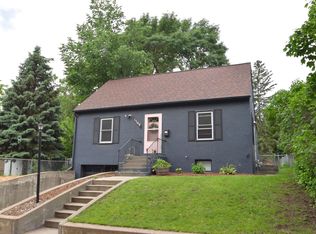 1709 S Covell Ave, Sioux Falls, SD 57105