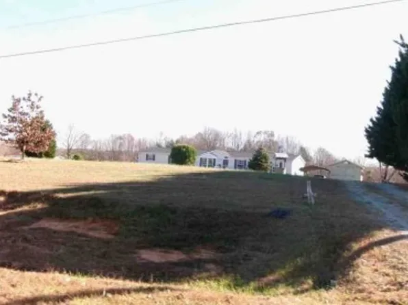 180 Casey Cir, Keeling, VA 24566