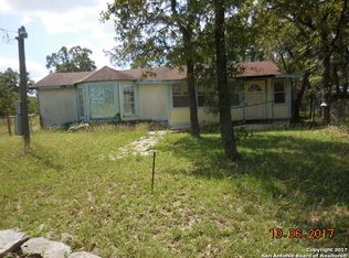 748 Cheyenne Ln, Kingsbury, TX 78638