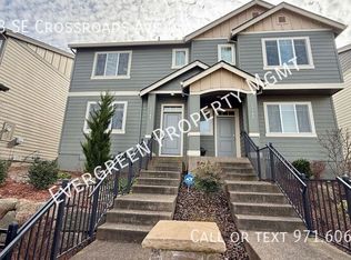 17108 SE Crossroads Ave, Happy Valley, OR 97086