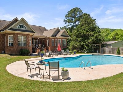 1943 Old Big Cove Rd SE, Owens Cross Roads, AL, 35763