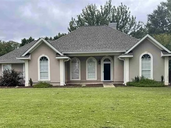 304 Jubilee Cir, Bonaire, GA 31005