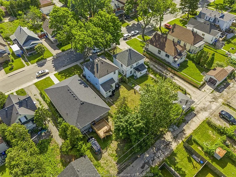 371 Curry Ave — Photo 42