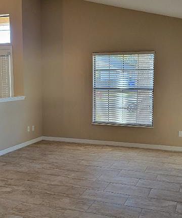 4th image of 2154 Bexley Dr