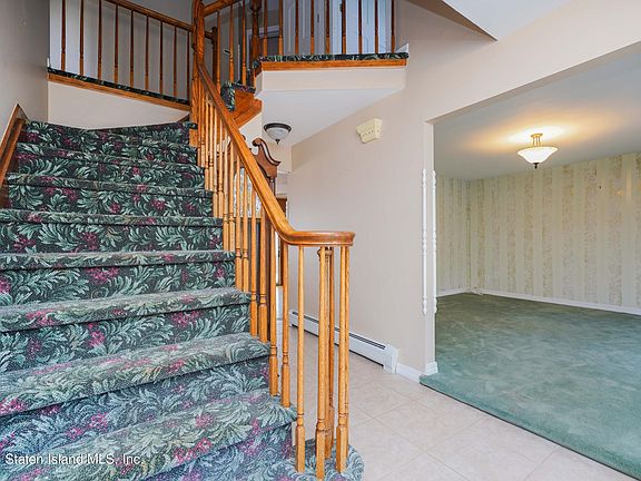 4th image of 611 Yetman Ave