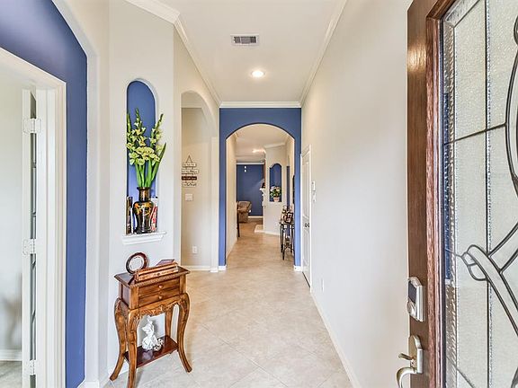 3rd image of 17914 Sulgrave Dr