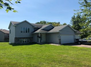 13369 297th St, Lindstrom, MN 55045