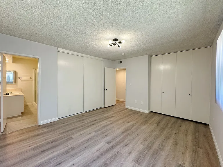 921 Arcadia Ave #4 — Photo 20