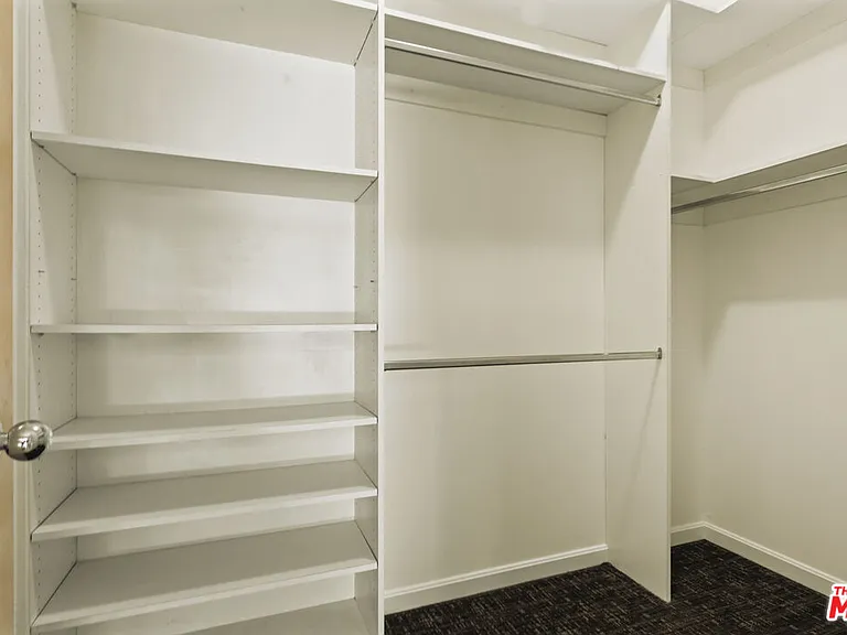 3780 1/2 Multiview Dr — Photo 27