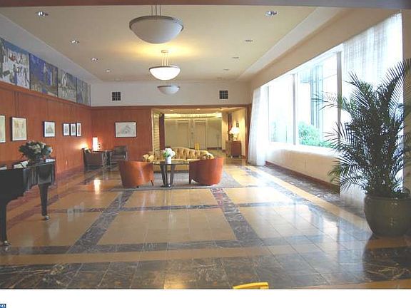 3rd image of 2601 Pennsylvania Ave APT 229