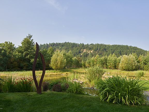 5th image of 1565 Kestrel Hill Rd