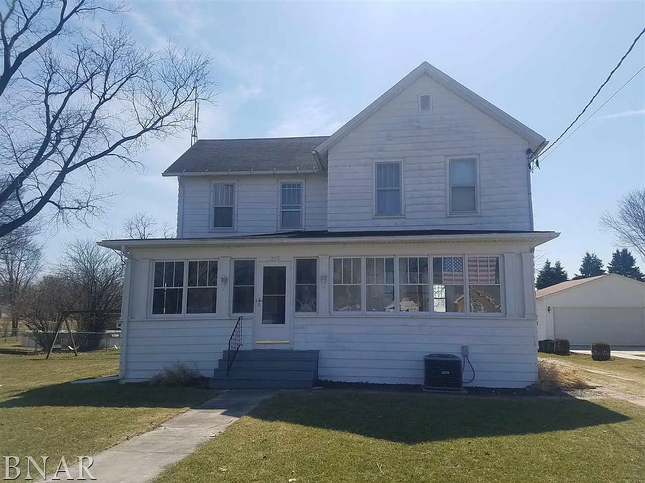 315 W 4th St photo 1