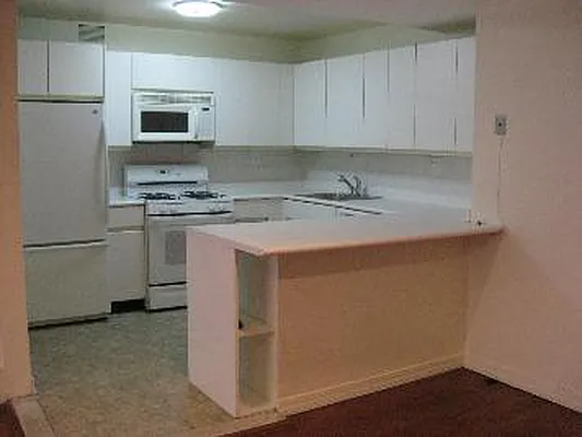 Rented by Corcoran | media 2