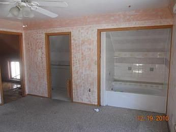 2nd image of 606 Oak Ave