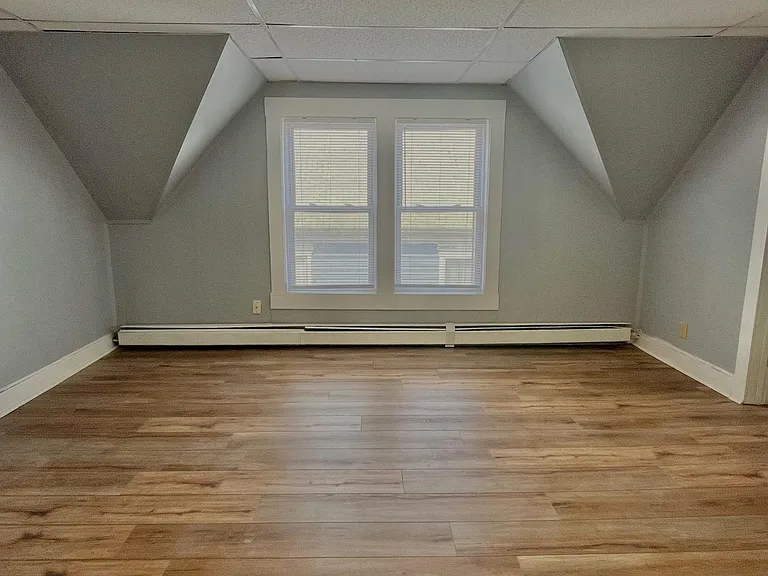 57 5th St #3 — Photo 8