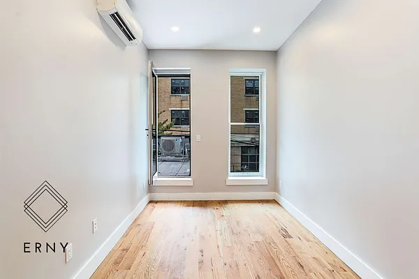 Rented by ERNY LLC | media 16