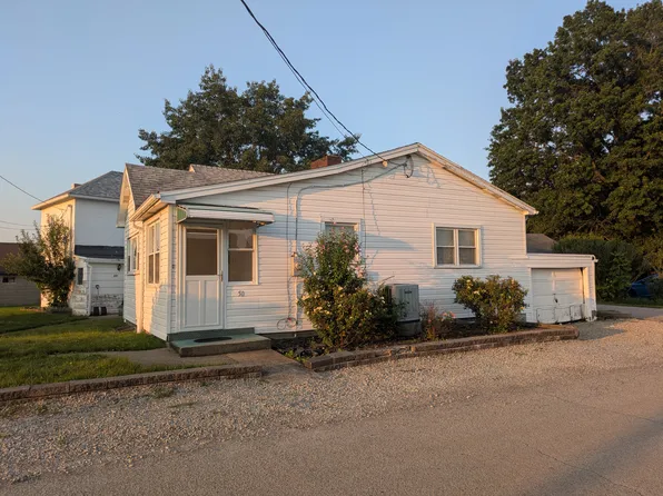 50 5th St, Meadow Lands, PA 15347