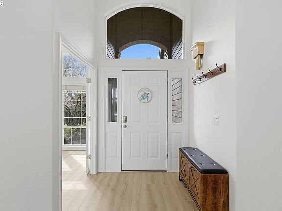 4th image of 23760 SW Scott Ridge Ter