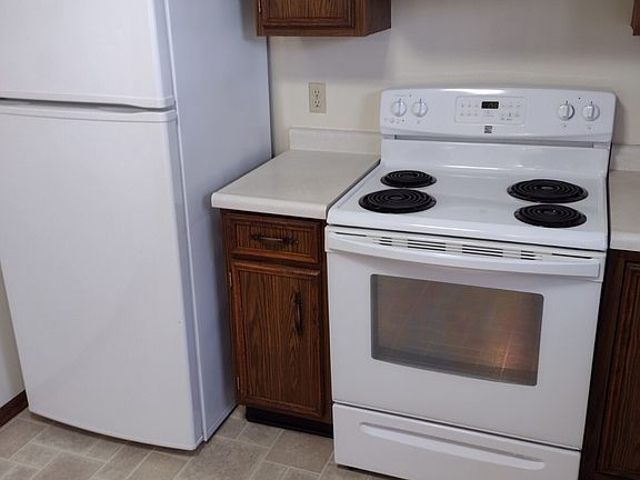 5th image of 3212 McElroy St #3212