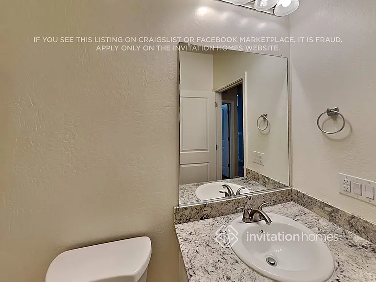 2702 E Omega Dr — Photo 16