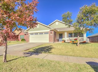 2605 NW 184th St, Edmond, OK 73012