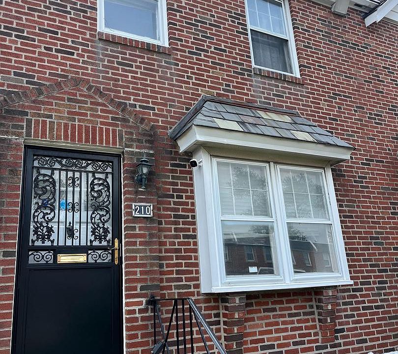 1st image of 210 W 64th Ave