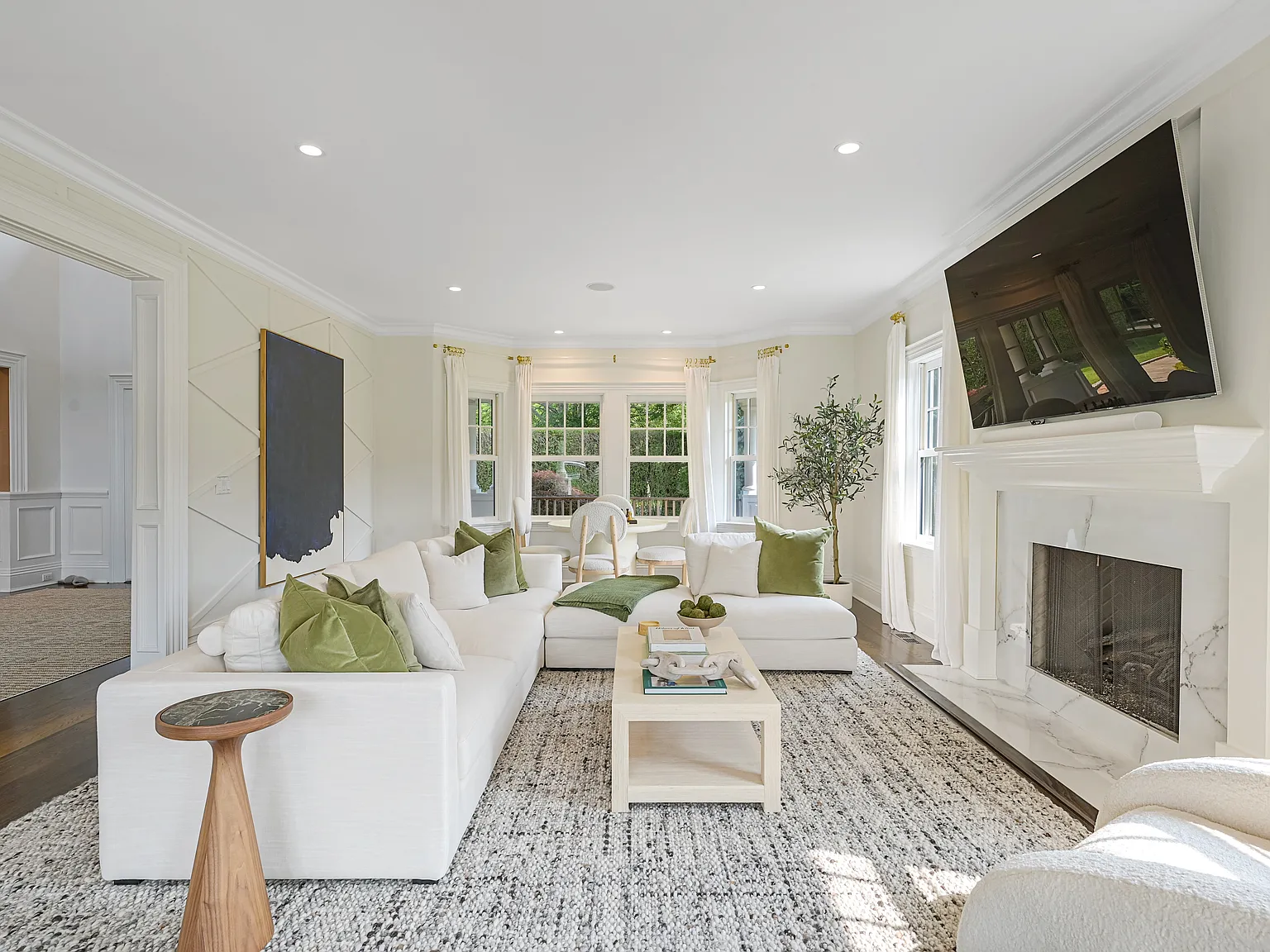 Exceptional Home on Kellis Pond — Photo 4