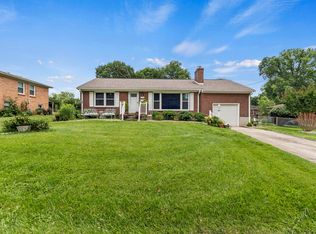 3135 Hunsinger Blvd, Houston Acres, KY 40220